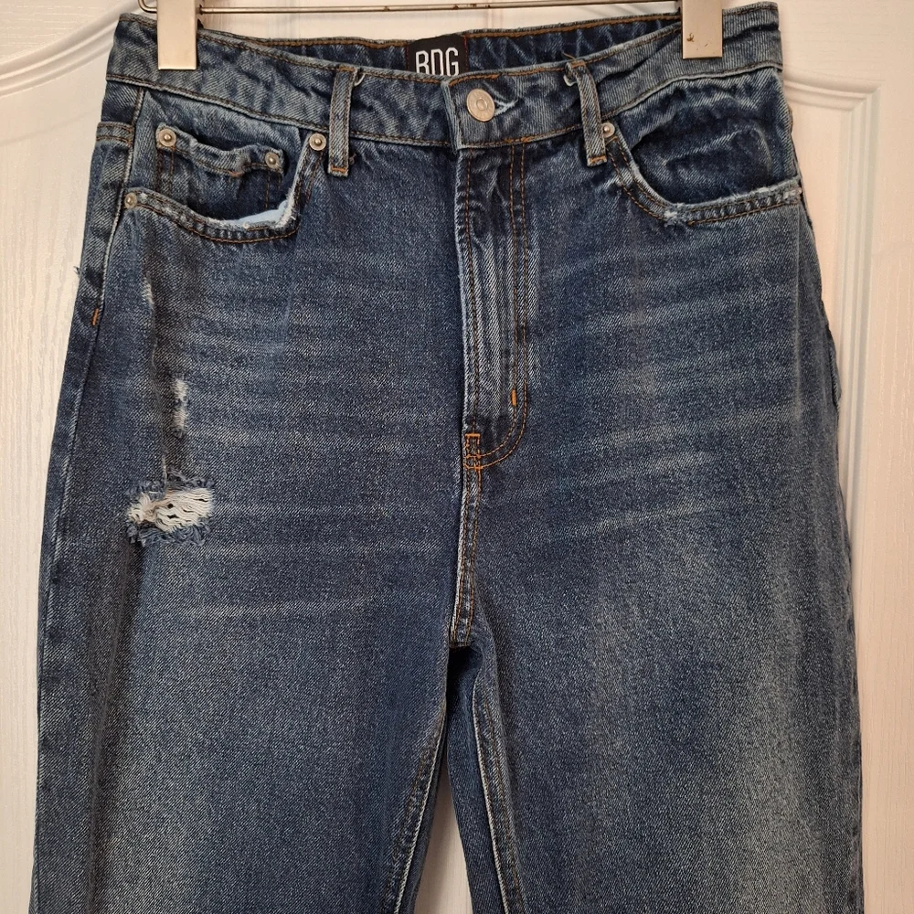 BDG Mom Light Blue Boyfriend Jeans
